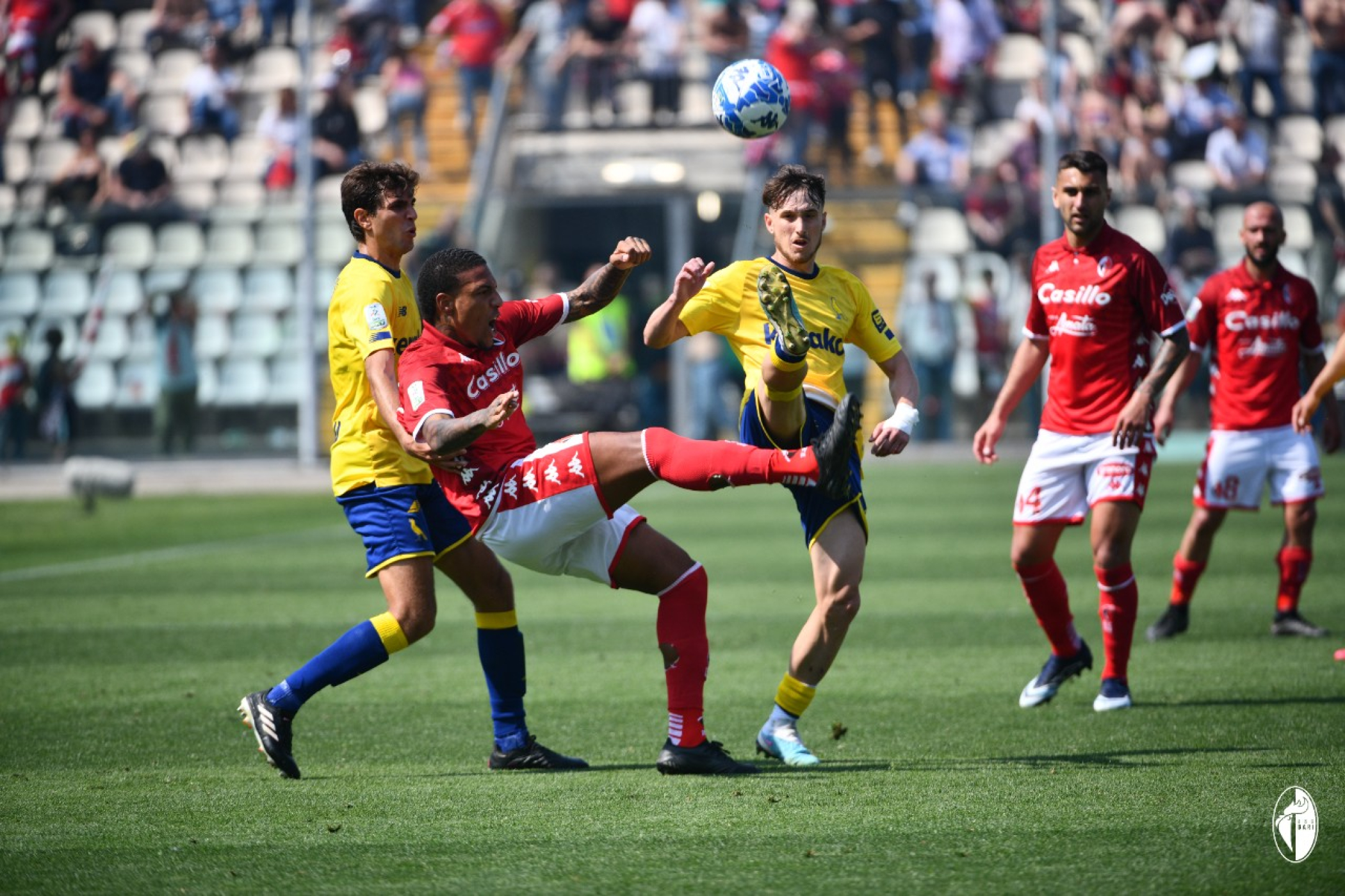 SSC Società Sportiva Calcio Bari 1-1 FC Modena :: Resumos :: Videos 